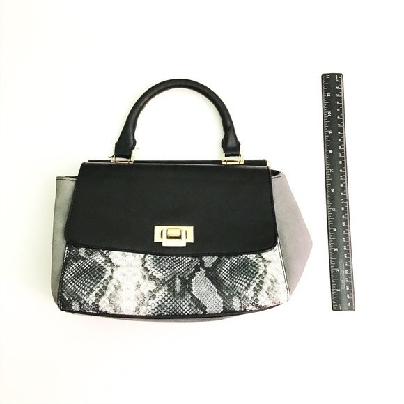 A New Day Black and Grey Snakeskin Purse - Picture 7 of 8